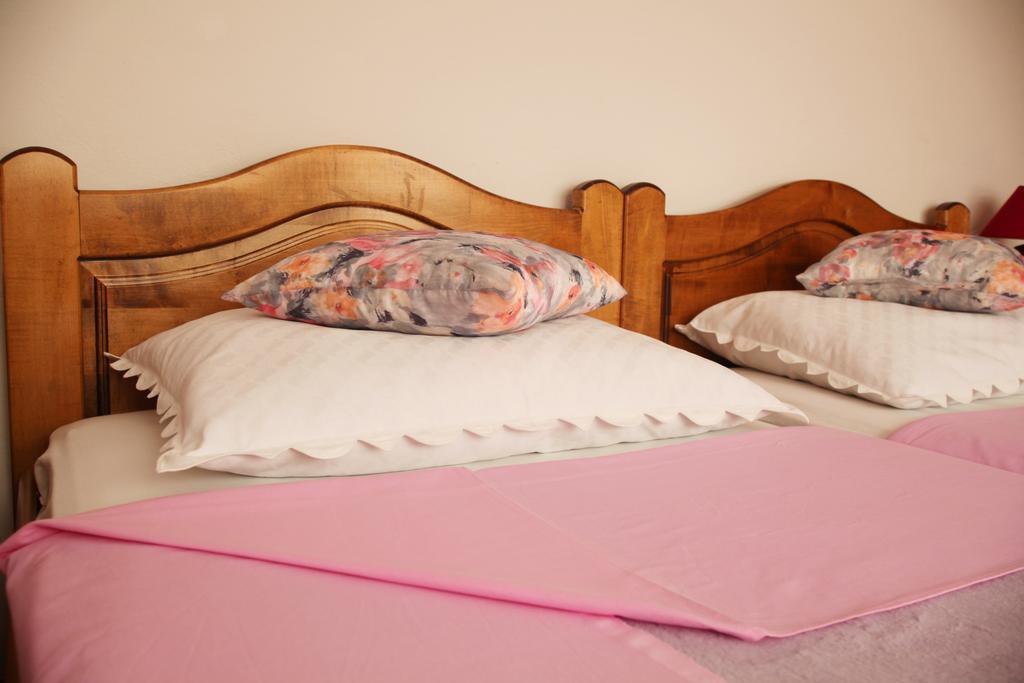 Rooms Markovic Otočac المظهر الخارجي الصورة